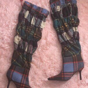 Akira boots size 9 BRAND NEW